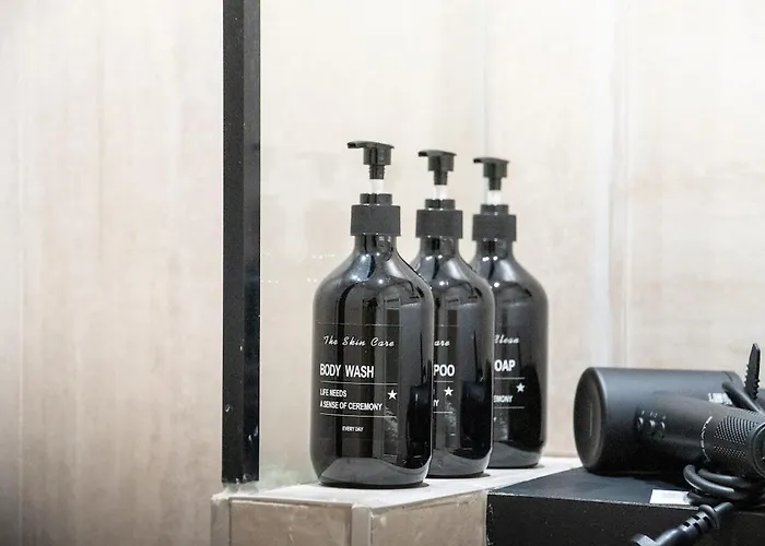 Les Planches - Charm Of