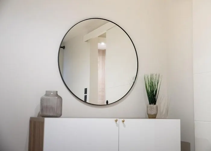 Les Planches - Charm Of *